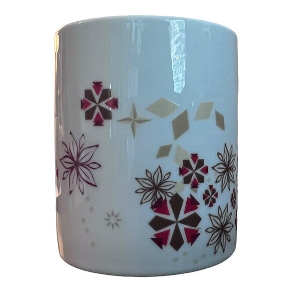 Starbucks Holiday Star Poinsettia Snowflake Coffee Mug 12 oz Red White Christmas - Picture 2 of 6